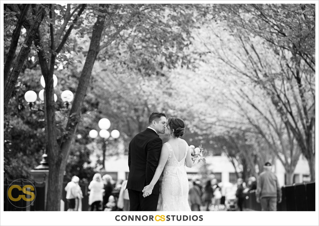 fall wedding portrait of bride and groom at lafayette park and the white house in washington, dc by connor studios
